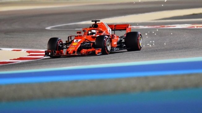 Vettel Start Terdepan di GP Bahrain