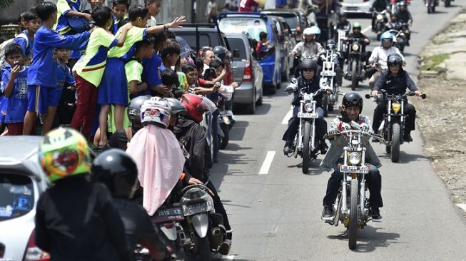 Fadli Zon Kritik Aksi Motor Chopper Jokowi, Serba Dipaksakan