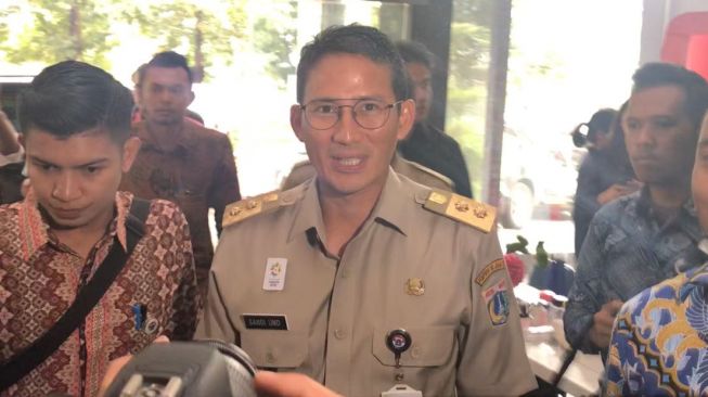 Penuhi Panggilan Ombudsman  Sandiaga Disambut Warga Pulau Pari