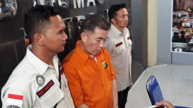 Sesumbar Kenal Banyak Polisi, Bos Pabrik Kertas Ini Tetap Diciduk