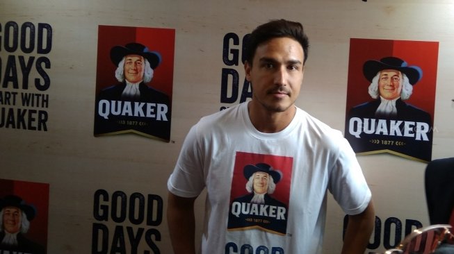 Hamish Daud di sela-sela temu media yang dihelat Quaker Oats di Jakarta, Rabu (11/4/2018) [suara.com/Firsta Putri Nodia]