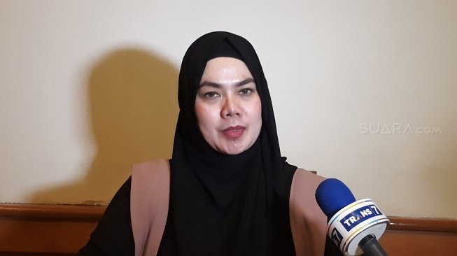 Sarita Abdul Mukti di Plaza 2 Pondok Indah, Jakarta Selatan, Kamis (12/4/2018) [suara.com/wahyu tri laksono] 