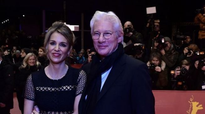 Richard Gere Nikah, Calon Istrinya 30 Tahun Lebih Muda