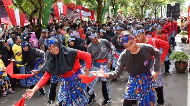 Pawai Taaruf MTQ XXXV Jabar. (Sumber: Istimewa)