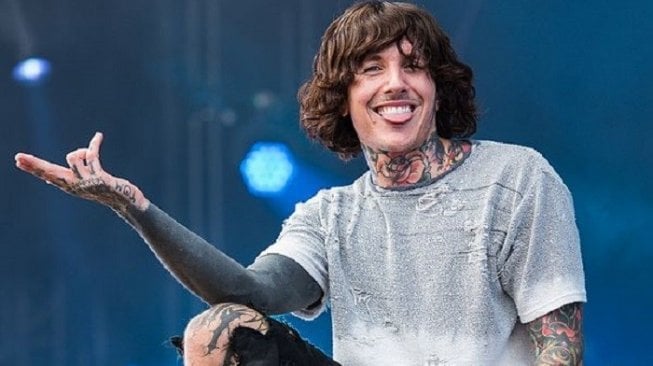 Vokalis Bring Me The Horizon, Oli Sykes (foto: Facebook BMTH)