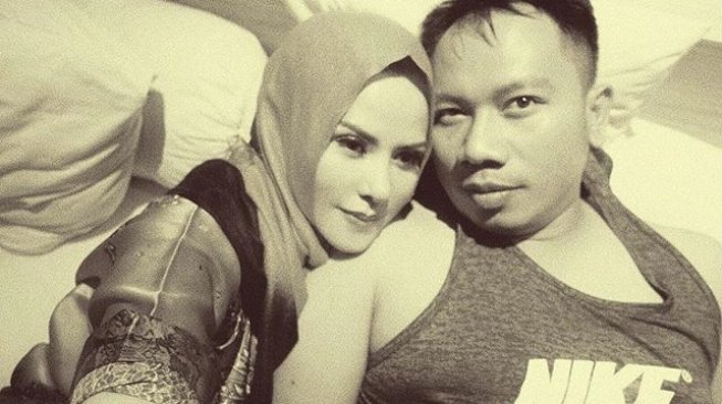 Angel Lelga dan Vicky Prasetyo. (Sumber: Instagram)