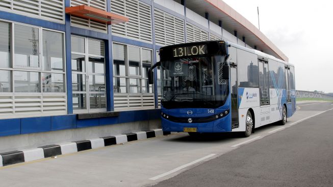 Jadi Korban Perampokan, Petugas Halte Transjakarta Diancam Mau Dibunuh