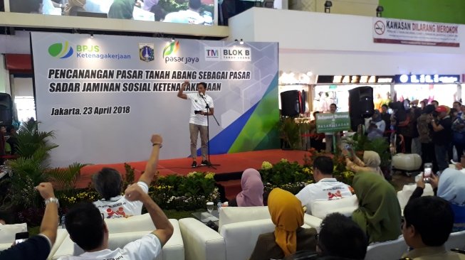 Sandi Ingin Pedagang Pasar se-Jakarta Punya BPJS Ketenagakerjaan