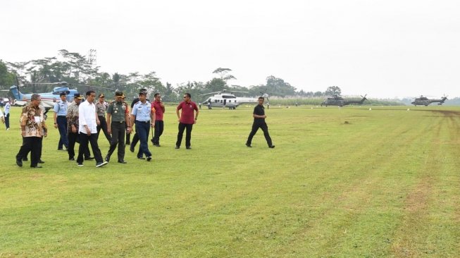 Jokowi Targetkan Pengembangan Bandara Jend Soedirman Selesai 2019