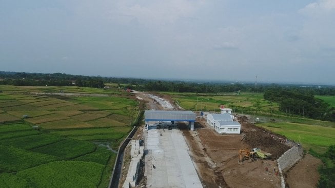 Exit Tol Tlatar, Mojosongo, Boyolali, bagian dari Jalan Tol Salatiga - Solo. [Foto Djoko Setijowarno]