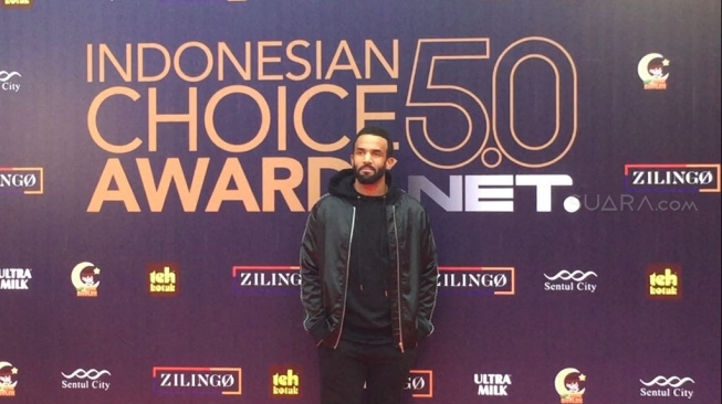 Craig David di ajang Indonesian Choice Awards 2018, Minggu (24/4/2018) [Suara.com/Surmani].