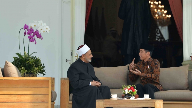Jokowi Terima Grand Syeikh Al-Azhar Ahmad Muhammad Ath-Thayeb