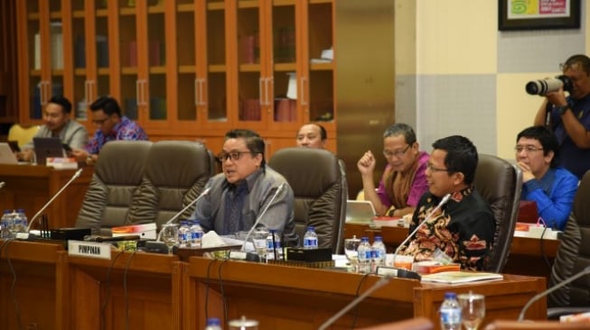 DPR Minta Data Angkatan Kerja yang Libatkan Tenaga Asing