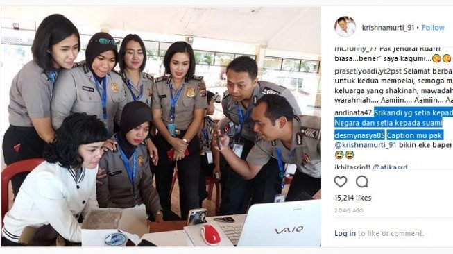 Bikin Baper, Polwan Dinikahi Kekasihnya via Laptop