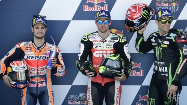 Pebalap LCR Honda Cal Crutchlow meraih pole position MotoGP Spanyol, Dani Pedrosa di posisi kedua dan Johann Zarco di posisi ketiga. JAVIER SORIANO / AFP