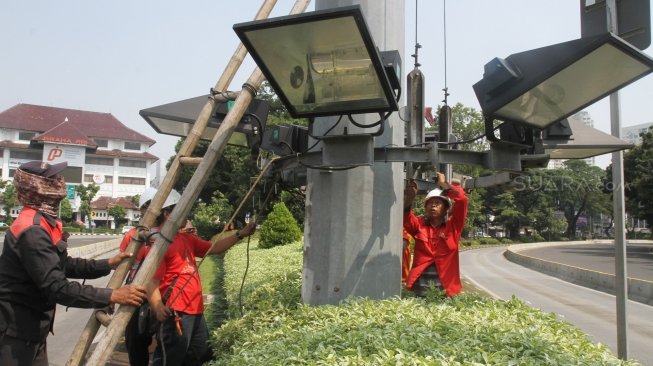 Cegah Keramaian, Pemkot Bekasi Padamkan Lampu Jalan di 6 Lokasi Ini