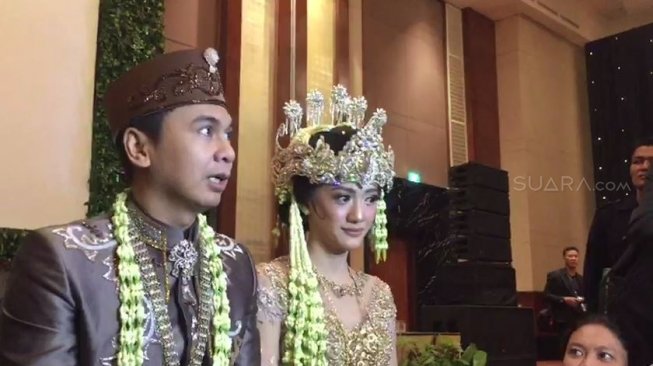 Resmi Jadi Suami Anissa Aziza, Begini Perasaan Raditya Dika