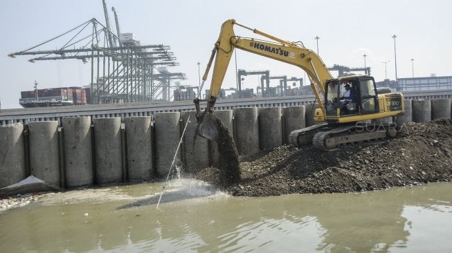 Tanggul NCICD Muara Baru Jebol, Gubernur Anies: Kita Support PUPR