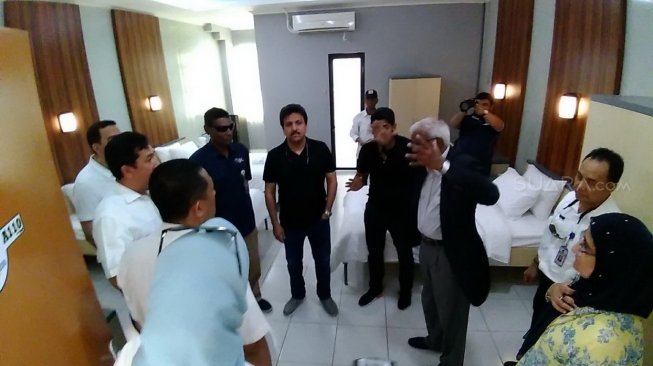 Perwakilan OCA meninjau langsung kesiapan Palembang sebagai salah satu tuan rumah penyelenggara Asian Games 2018, Selasa (8/5/2018). [Suara.com/Andhiko Tungga Alam]