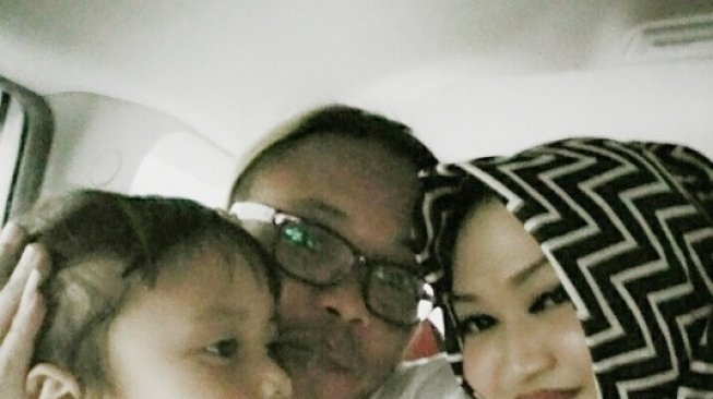 Keakraban Sule dan Lina. [Instagram] 