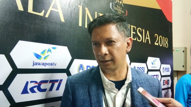 Ketua Organizing Comitte Piala Indonesia Iwan Budianto saat ditemui di acara pembukaan Piala Indonesia. (Suara.com/Adie Prasetyo Nugraha) 