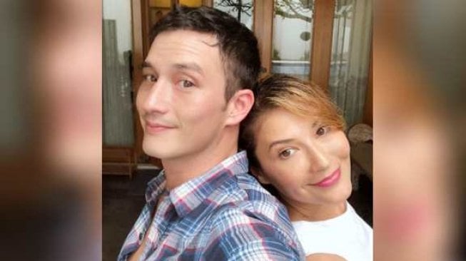 Tamara Bleszynski - Mike Lewis. (Sumber: Instagram)