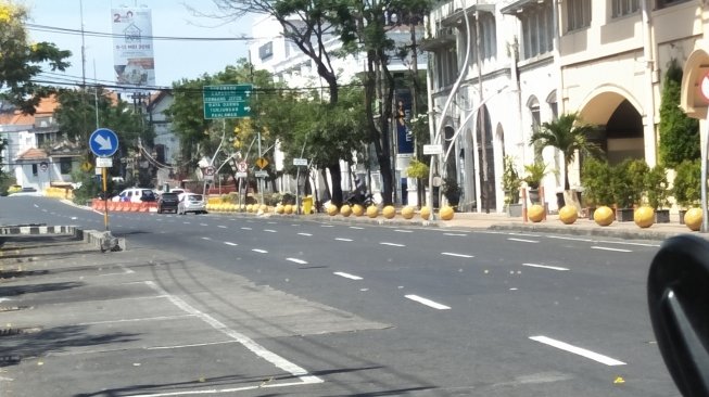 Mobil Diduga Berisi Bom Terparkir di Depan Polres Surabaya