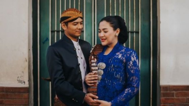 Vicky Shu melakukan sesi maternity shoot (rezaprabowophoto/instagram).