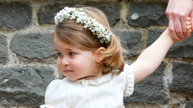 Putri Charlotte akan menjadi bridesmaids di pernikahan Pangeran Harry dan Meghan Markle. (Foto: Popsugar)