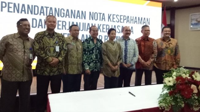 Disaksikan Menteri BUMN, HK Tanda Tangani MoU dengan BUMN