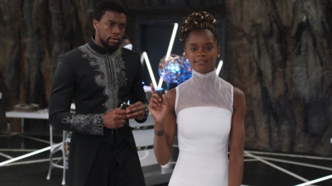 Baju koko Black Panther terinspirasi dari pakaian yang dikenakan oleh karakter T'challa, Sang Raja Wakanda di film Black Panther. (Foto: Marvel Studio's)