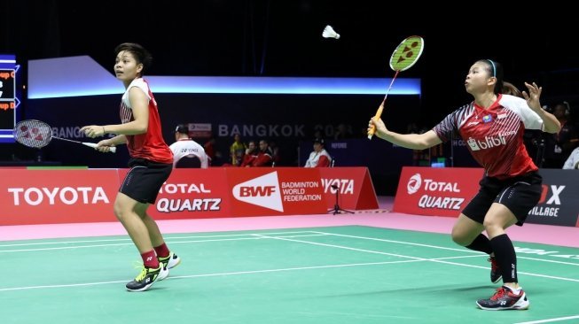 Pasangan ganda putri, Greysia Polii/Apriyani Rahayu, gagal sumbang poin untuk Indonesia saat menghadapi Cina di laga terakhir Grup D Piala Uber 2018, Rabu (23/5/2018). [Humas PBSI]