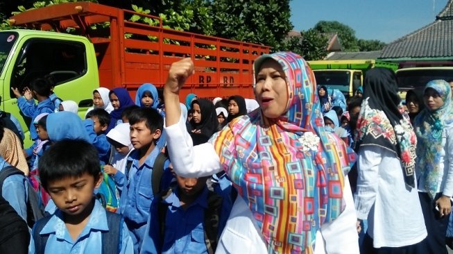 Letusan Freatik Merapi Tak Bikin Siswa SD Khawatir