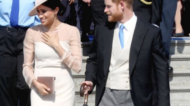 Meghan Markle Menyerah pada Selera Fashion Kerajaan