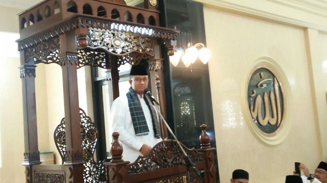 Anies Berharap Semua Masjid di Jakarta Hemat Listrik dan Air