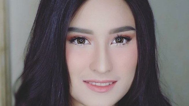 10 Nama Asli Artis Indonesia Keturunan India, Ada yang Namanya Indah Banget