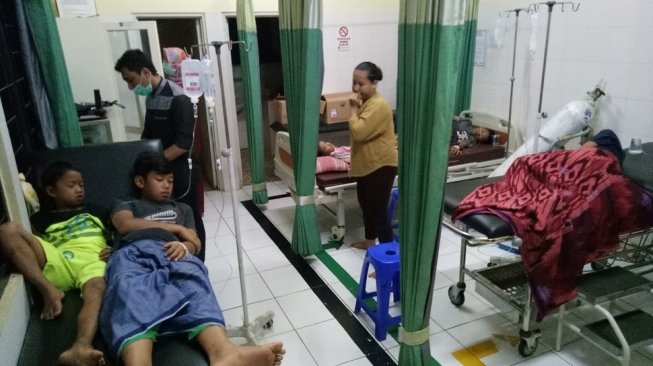 Minum Susu Sampel dari Sekolah, 30 Siswa SD Keracunan