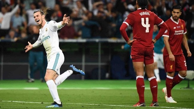 Ekspresi gol winger Real Madrid Gareth Bale dalam pertandingan Real Madrid vs Liverpool di final Liga Champions, di Stadion NSK Olimpiyskiy, Kiev, Minggu (27/5).