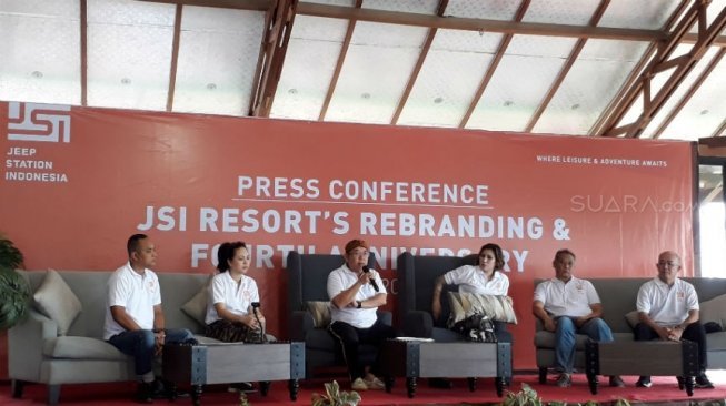 Konferensi pers Rebranding sekaligus Perayaan Ulang Tahun JSI ke-4 di Megamendung, Bogor, Sabtu (26/5/2018). (Suara.com/Firsta Nodia) 