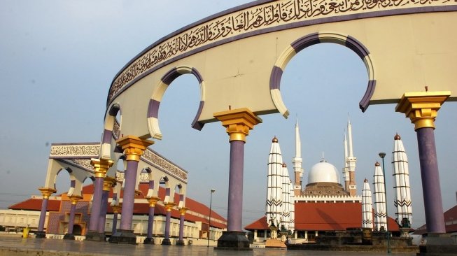 Nabawi untuk sebagai tempat digunakan juga ibadah selain masjid Kaka Gita