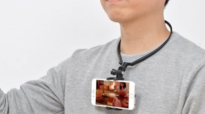 Kalung smartphone. [japantrendshop]