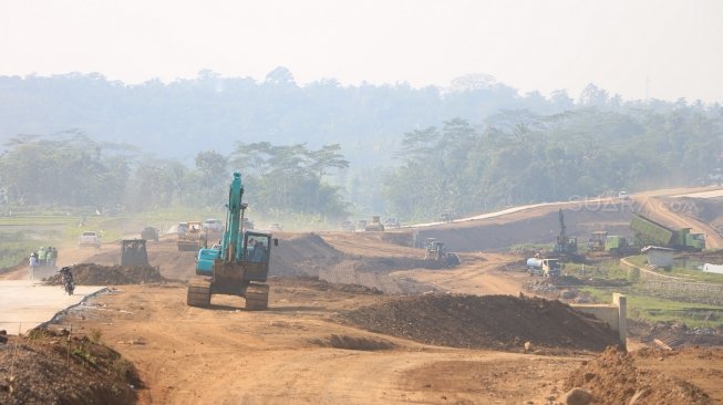 Pembangunan Tol Salatiga - Colomadu (Adam Iyasa/Suara.com)