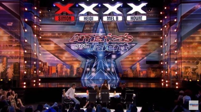 Aksi Sacred Riana di America's Got Talent (America's Got Talent/Youtube). 