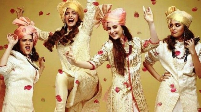 Seksinya Kareena Kapoor di Poster Film Veere Di Wedding