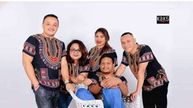 Musisi Ambon Diapresiasi Putra Rinto Harahap