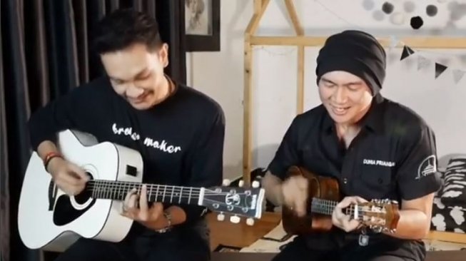Musisi Anji mencover lagu Lagi Syantik (instagram).