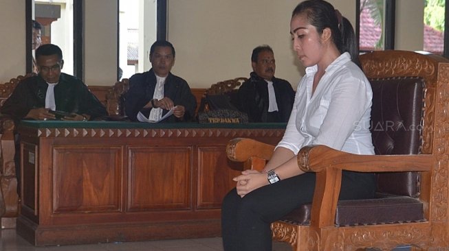 Istri Mantan Wakil Ketua DPRD Bali Divonis 12 Tahun Penjara