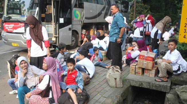 PLN menggelar program tahunan layanan mudik gratis bertajuk "Mudik Bareng Guyub Rukun" di Kantor PLN Pusat, Jakarta, Jumat (8/6). 