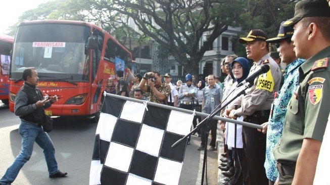 Canggih, Kota Malang Punya Lampu Merah Berjalan