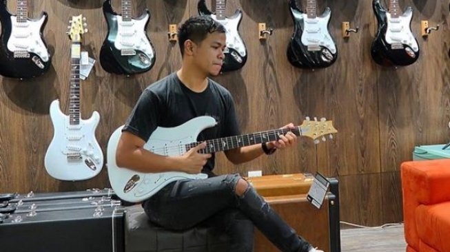 Rama Nidji (@ramadhistaakbar/instagram).